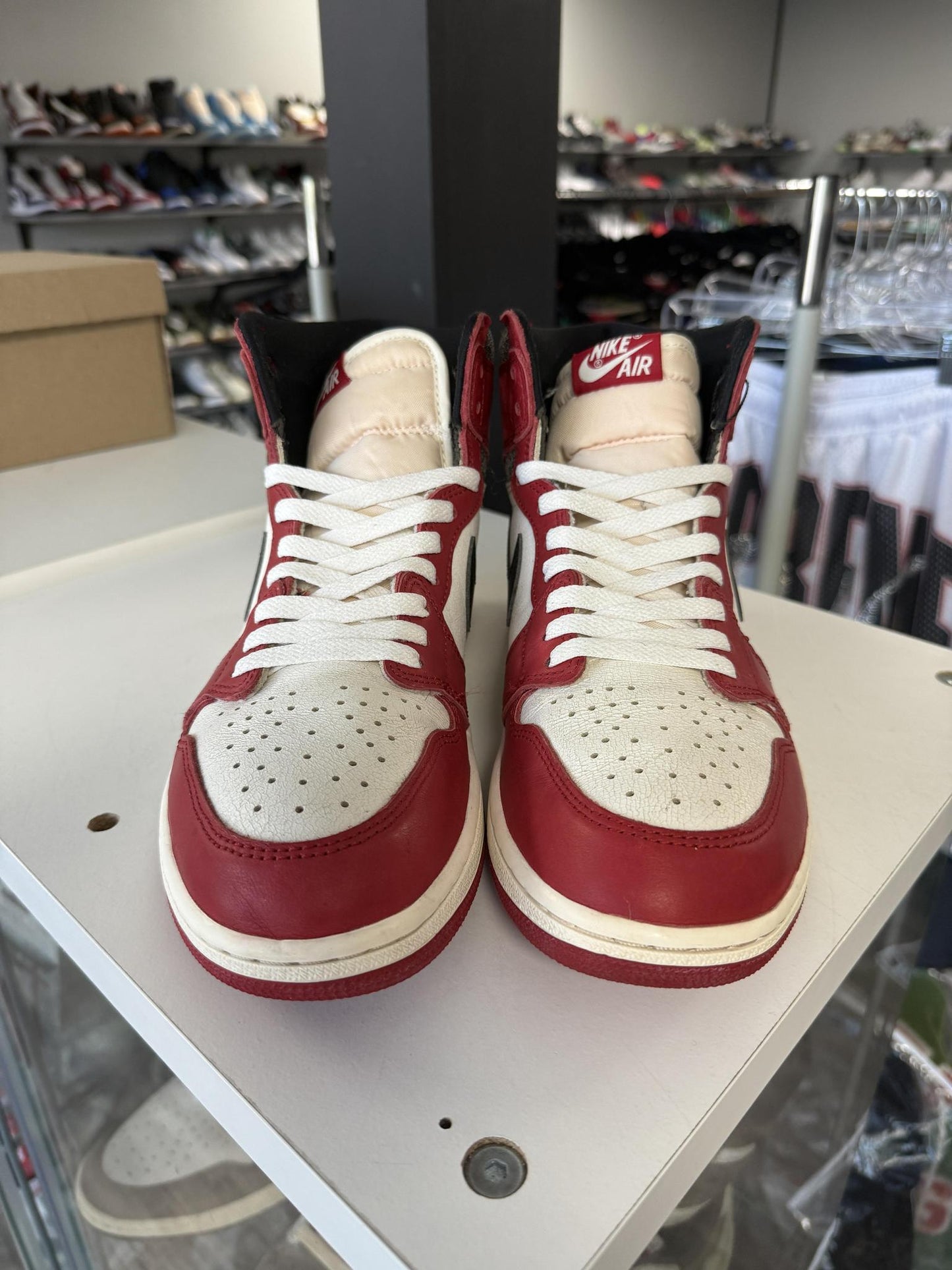 Jordan 1 "Lost and Found" Used Size 9.5
