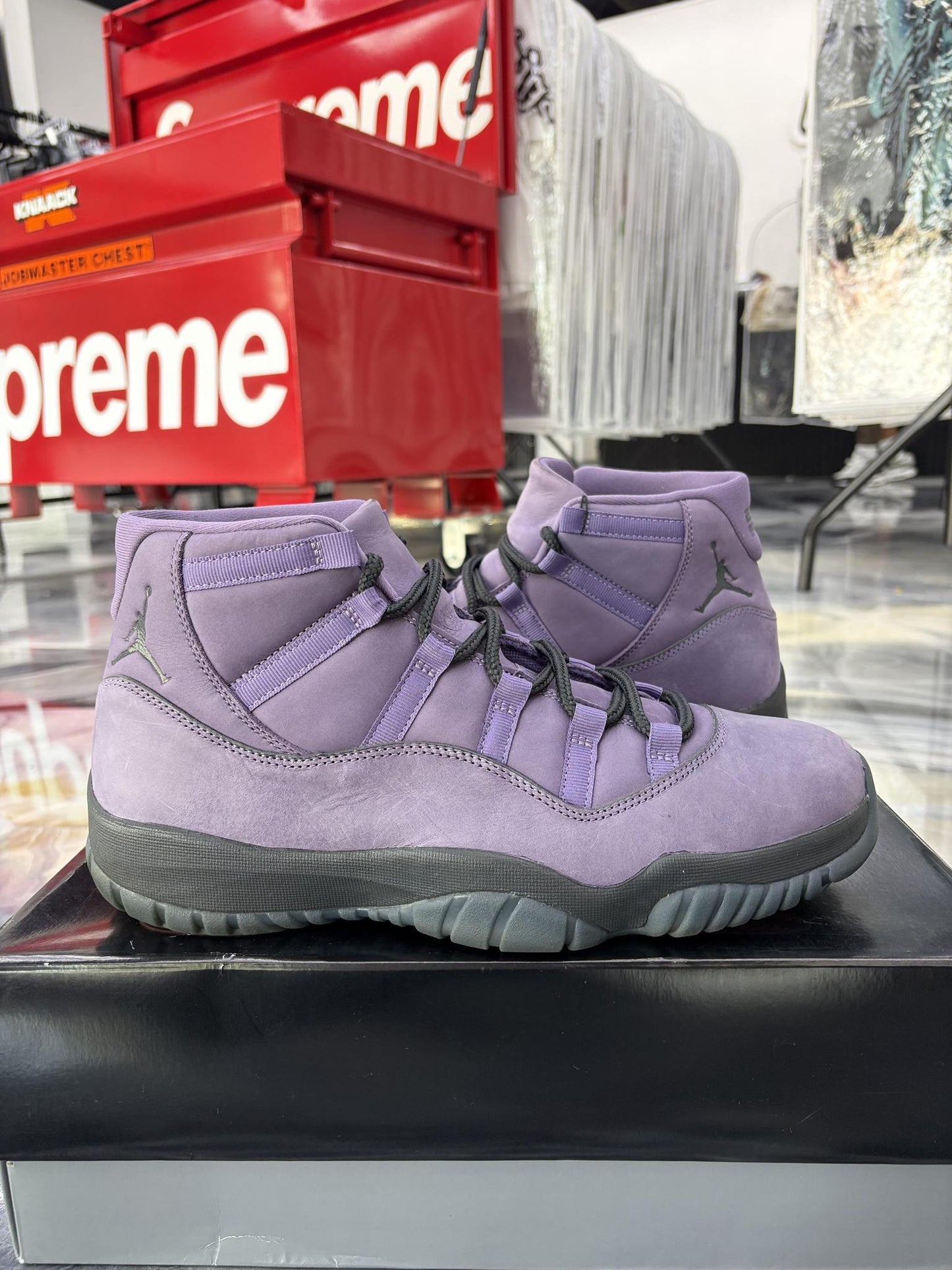 Jordan 11 "Mojave" Used Size 12