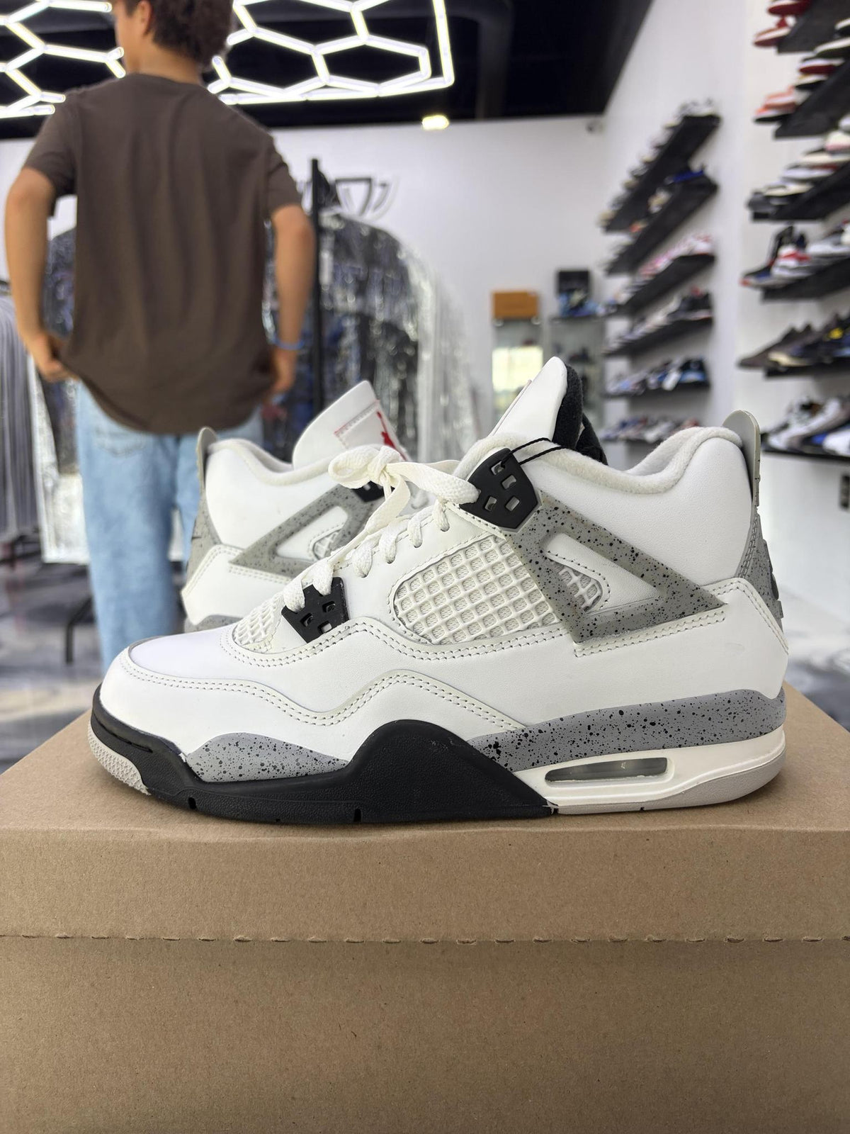 Jordan 4 "White Cement" Used Size 7Y/8.5W