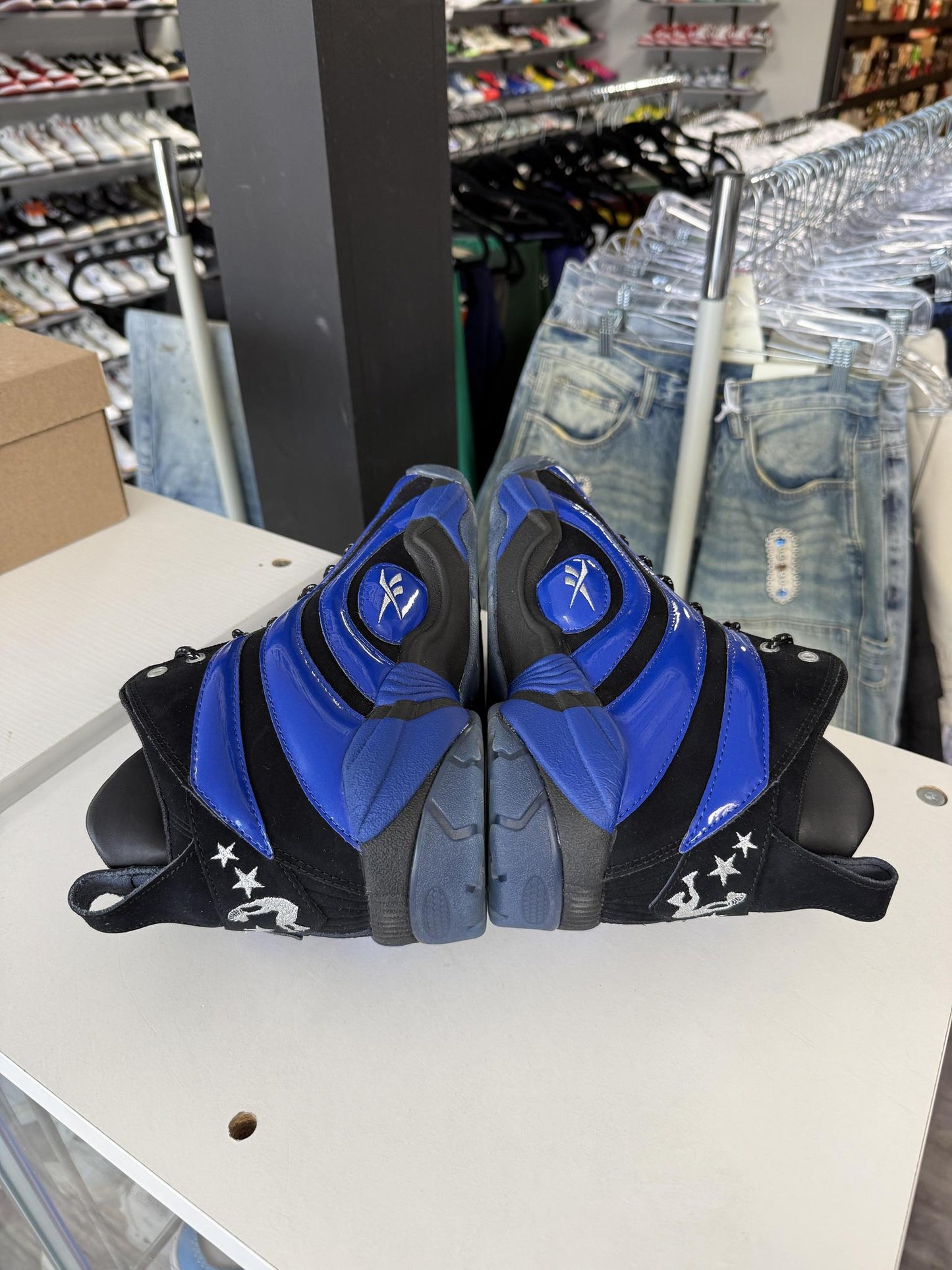 Reebok Shaqnosis "Orlando Blue Black" Used Size 11.5