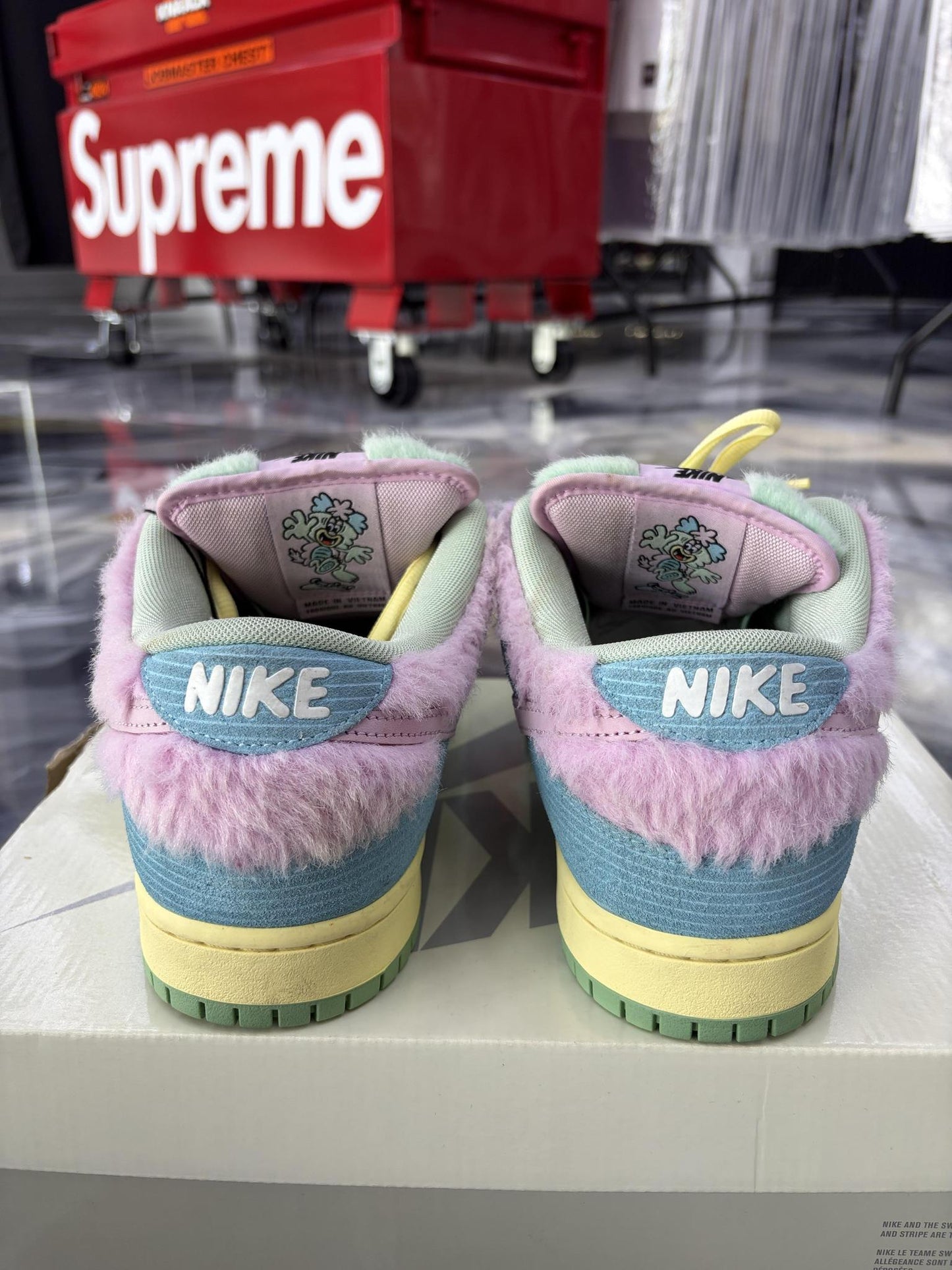 Nike Dunk Low SB x Verdy Used Size 10.5