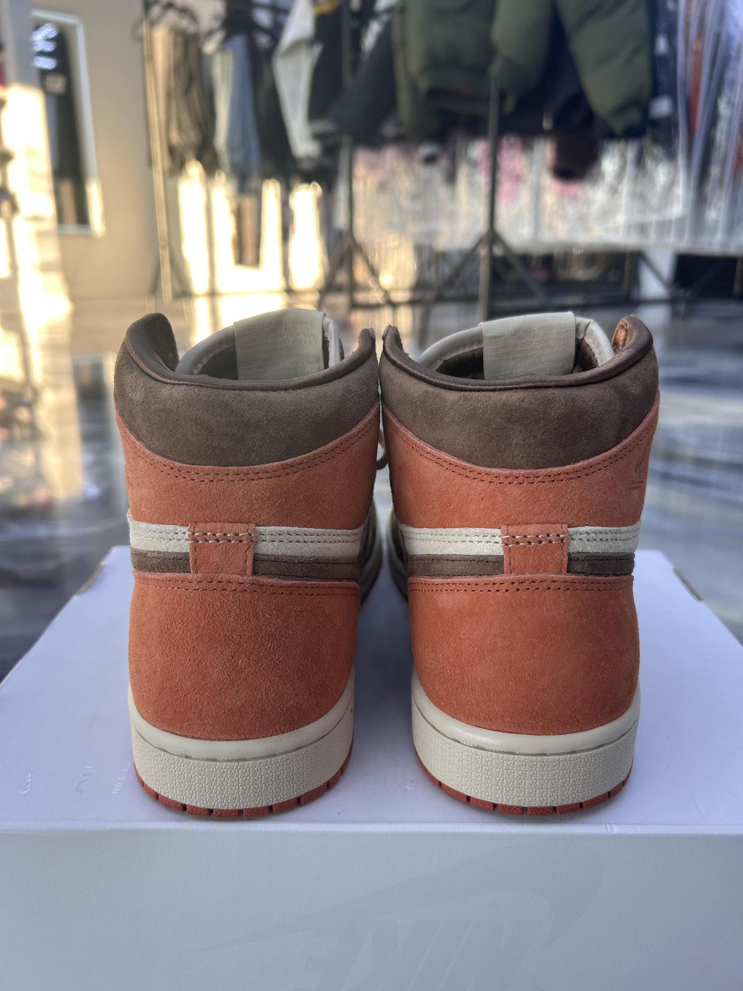 Jordan 1 High "Dusted Clay" Used Size 6.5Y/8W