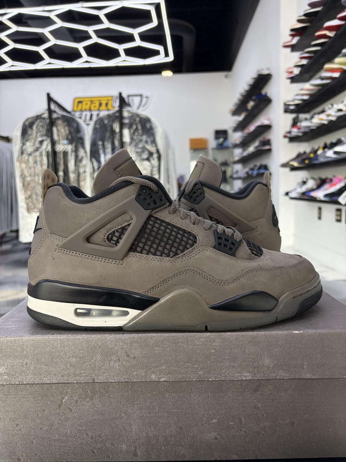 Jordan 4 "Cavestone" Used Size 10
