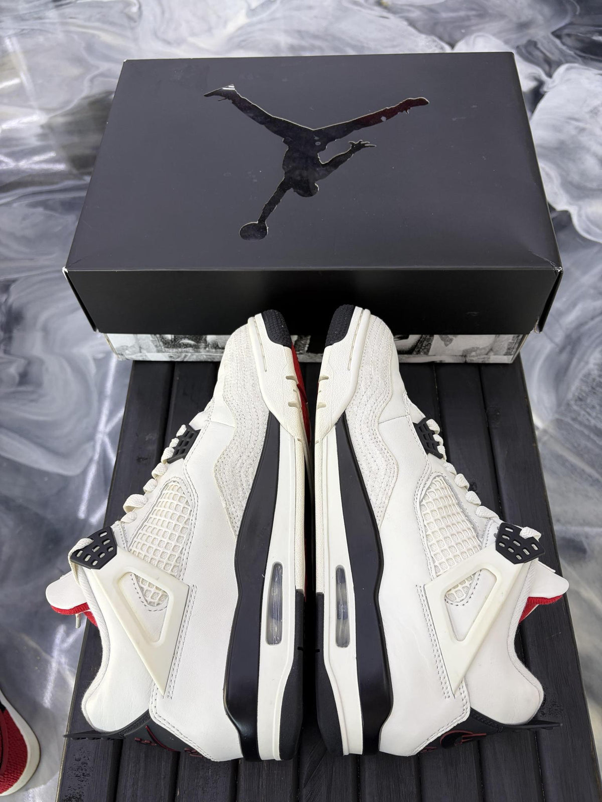 Jordan 4 "Flight Club" Used Size 8.5