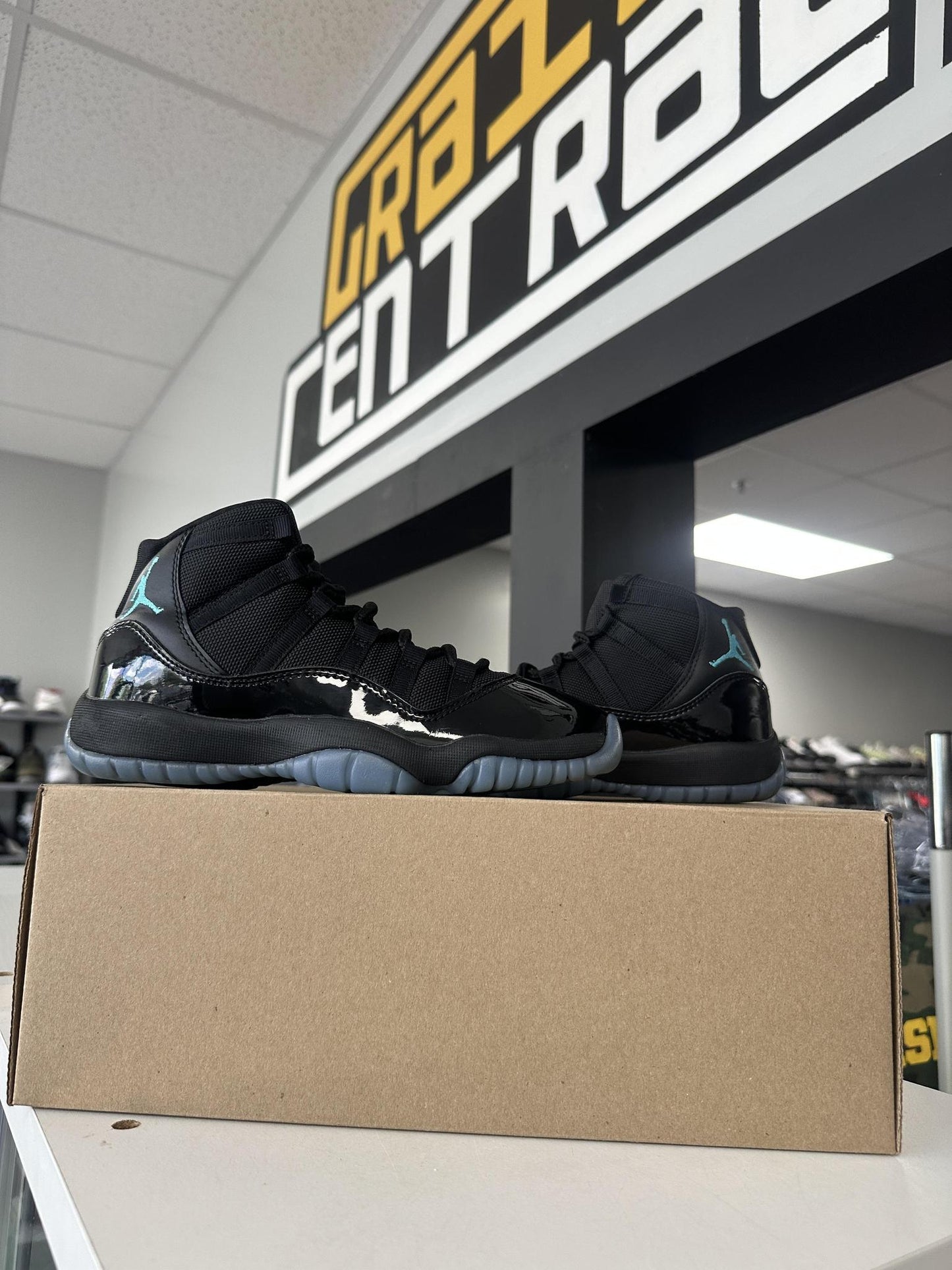 Jordan 11 "Gamma" Used Size 5Y/6.5W