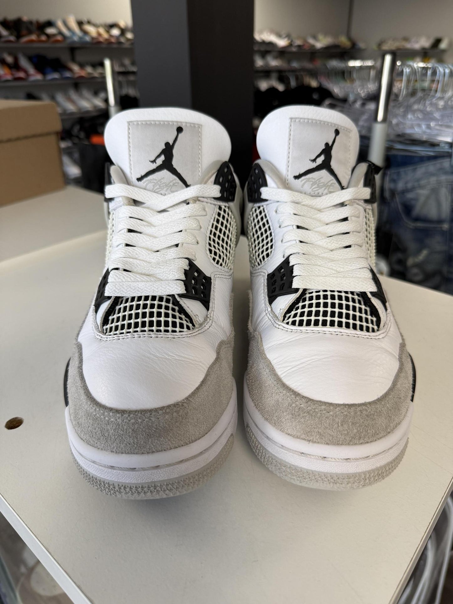 Jordan 4 "Military Black" Used Size 7.5