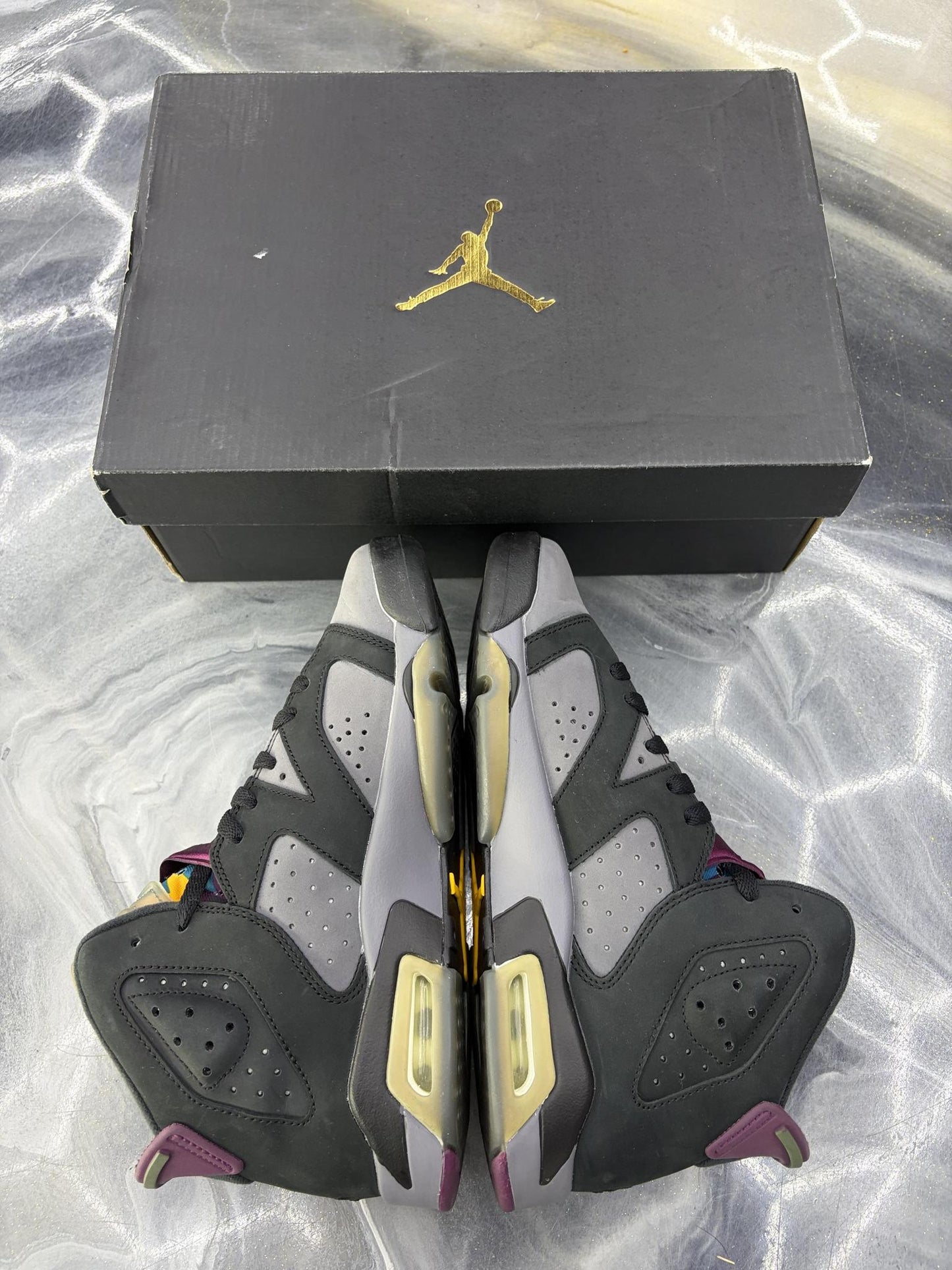 Jordan 6 "Bordeaux" Used Size 6.5Y/8W