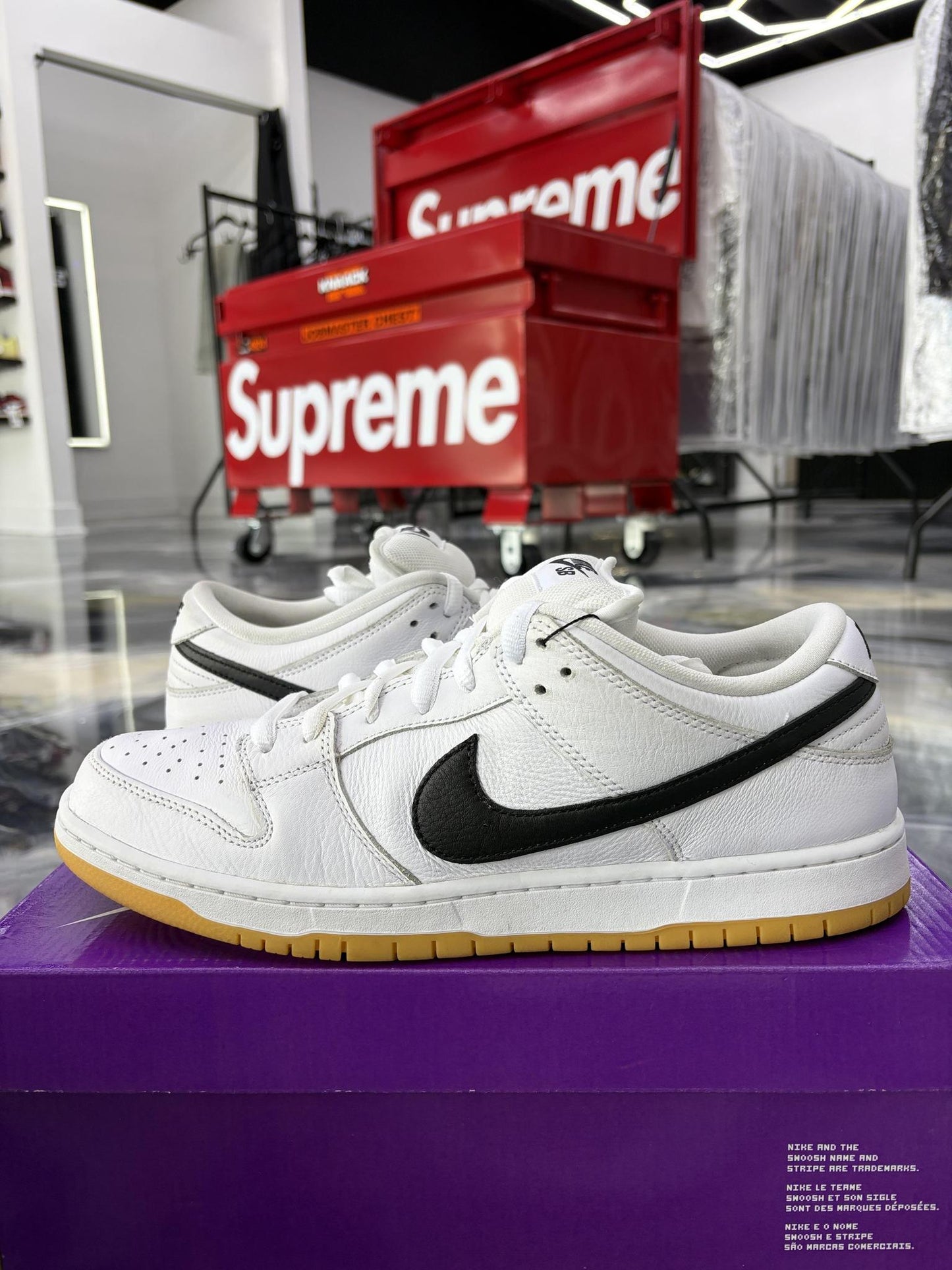 Nike SB Dunk Low "White Gum" Used Size 13