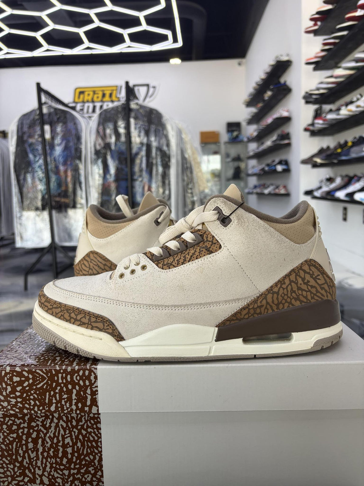 Jordan 3 "Palomino" Used Size 11.5