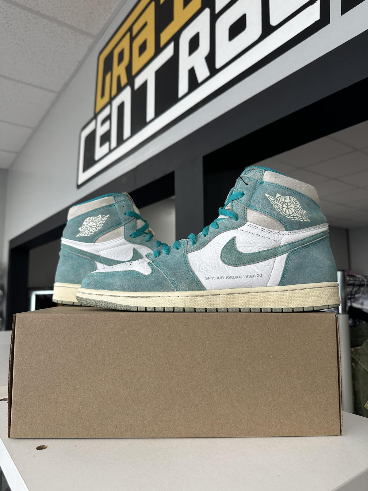 Jordan 1 "Turbo Green" Used Size 14