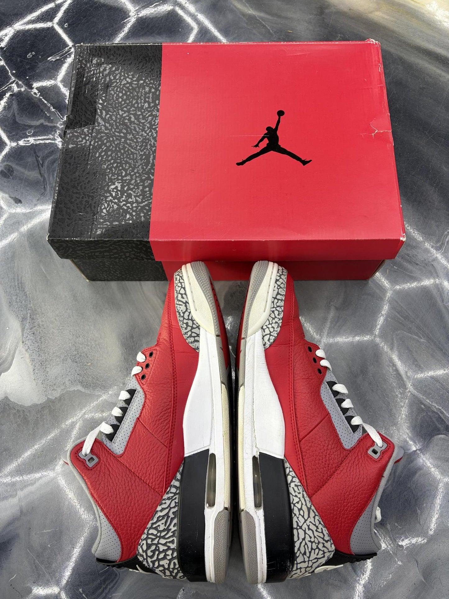 Jordan 3 "Unite" Used Size 11.5