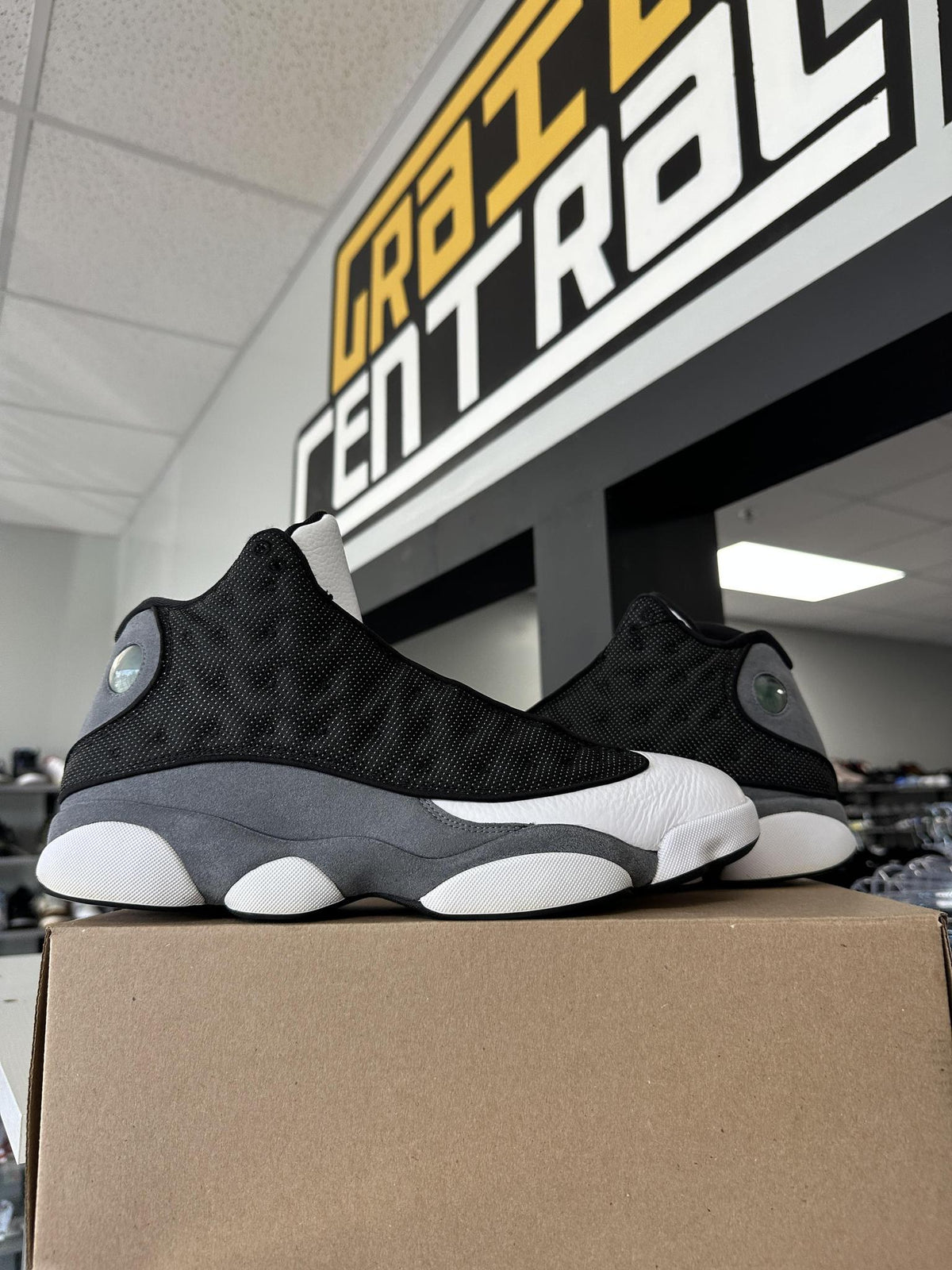 Jordan 13 Black Flint Used