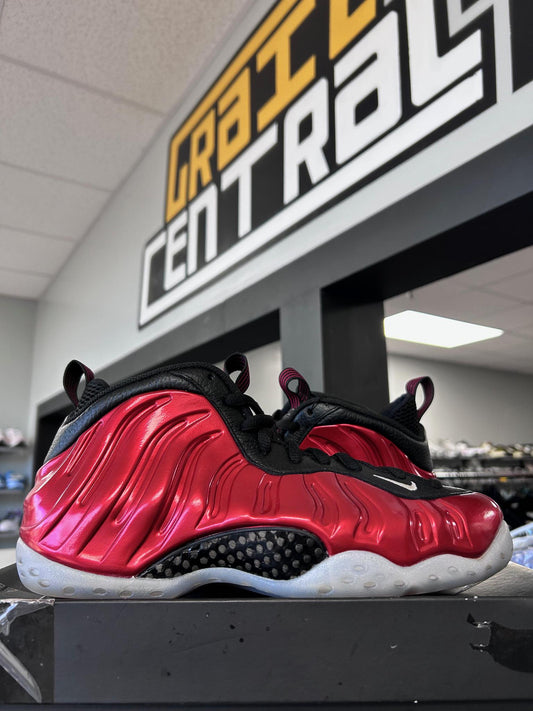 Nike Foamposite "Metallic Red" Used Size 8.5