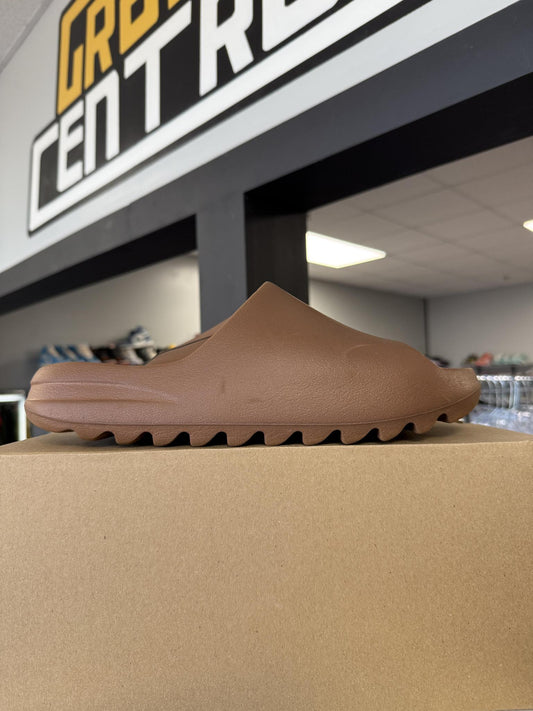 Yeezy Slide "Flax" Used Size 11