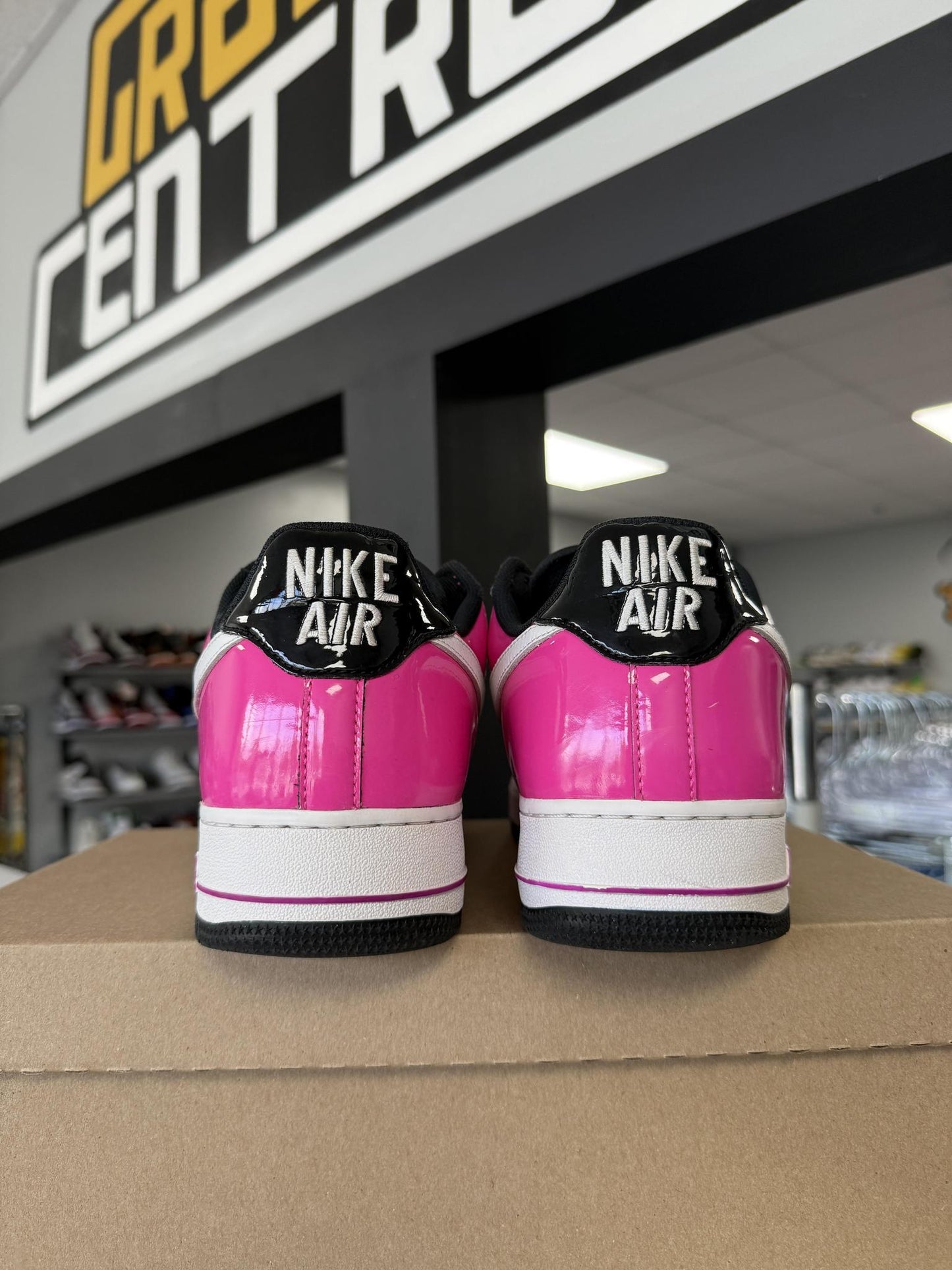 Nike AF1 Low "World Tour Vegas" Used Size 11.5