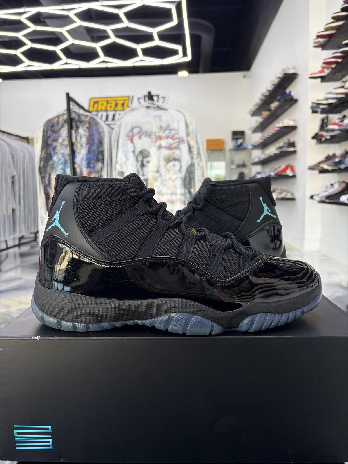 Jordan 11 "Gamma" Used Size 12
