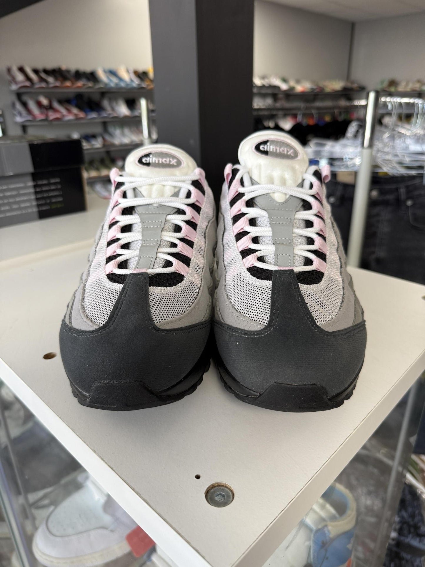 Nike Air Max 95 Big Bubble "Soft Pink" Used Size 10.5