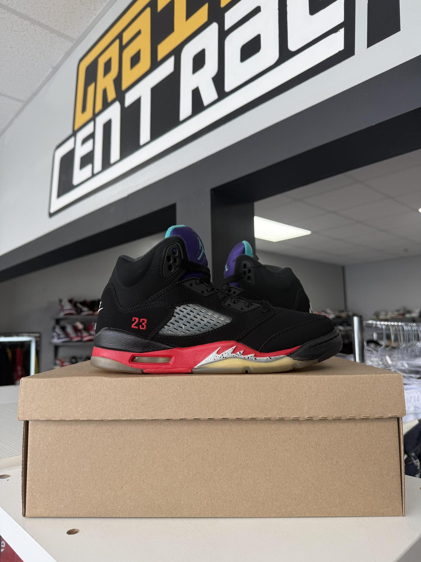 Jordan 5 "Top 3" Used Size 6Y/7.5W