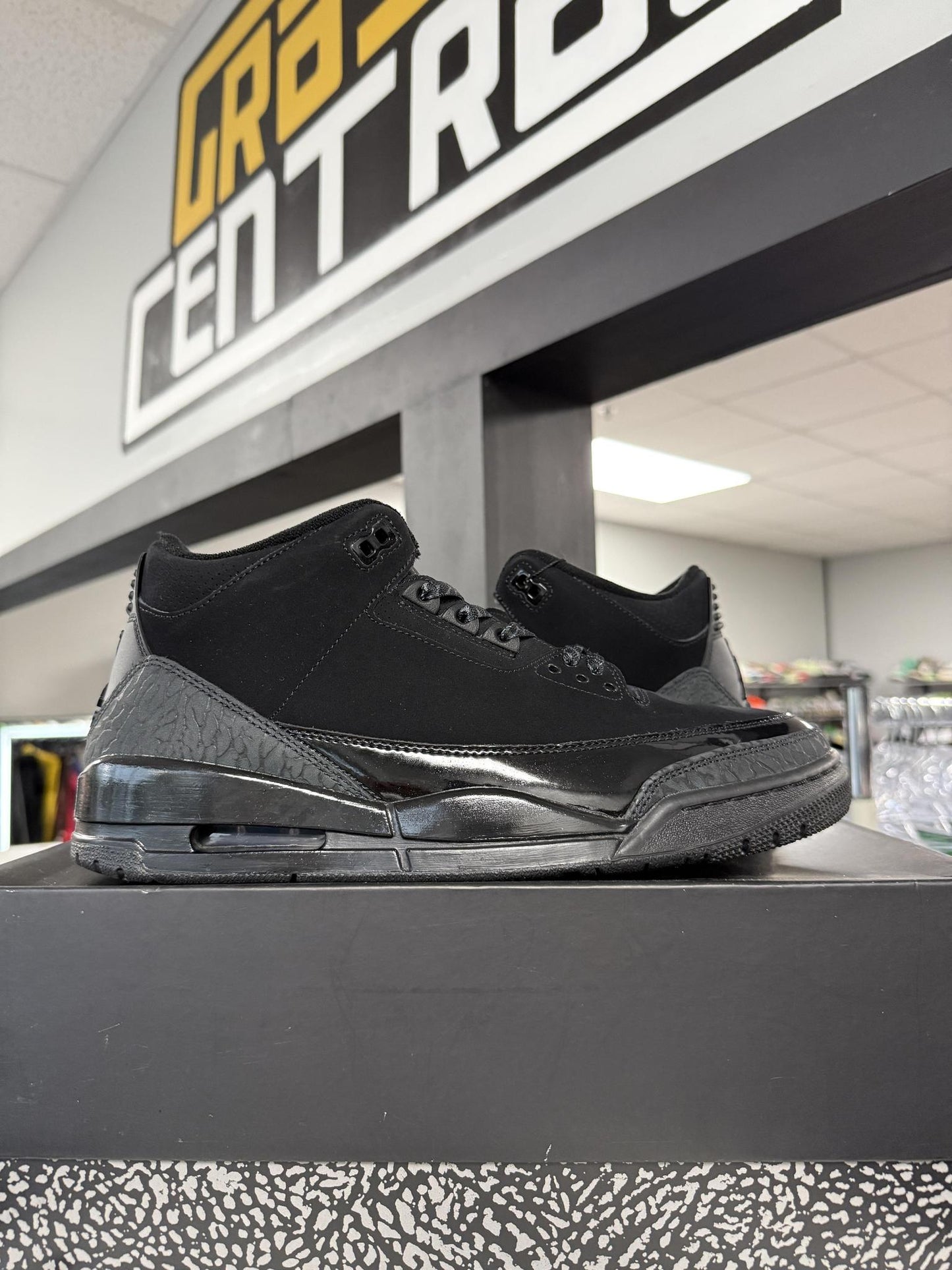 Jordan 3 "Black Cat" Used Size 11