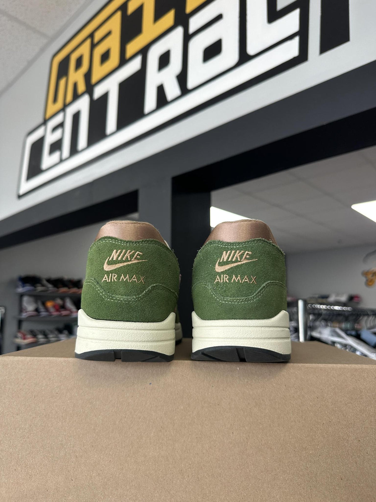 Nike Air Max 1 "Treeline" Used Size 14
