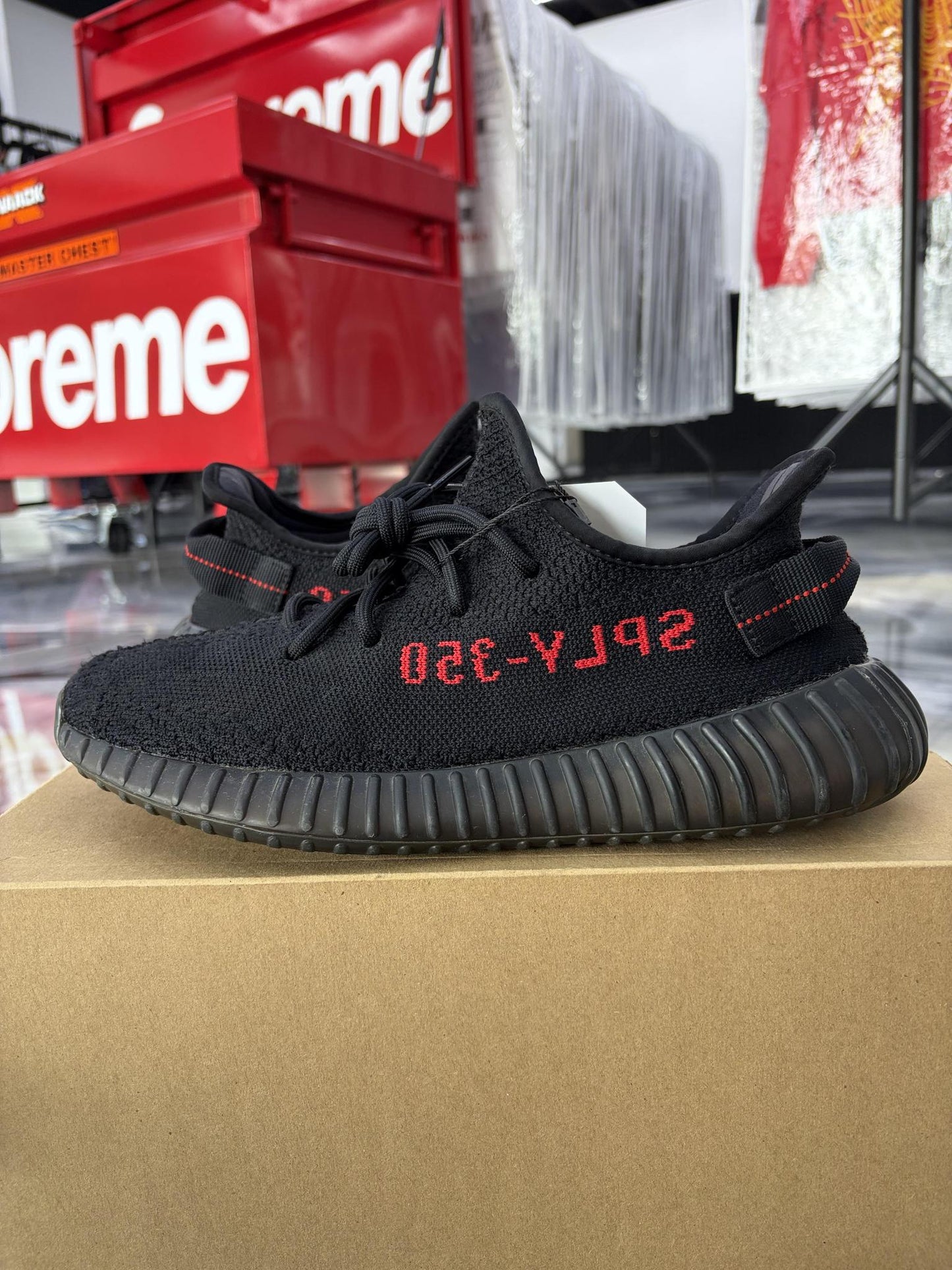 Adidas Yeezy 350 "Bred" Used Size 9