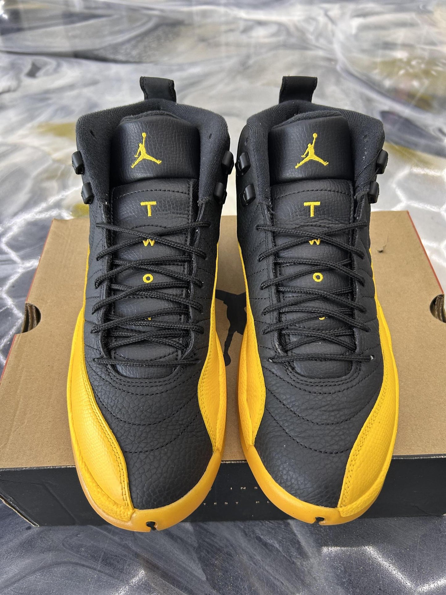 Jordan 12 "University Gold" Used Size 10