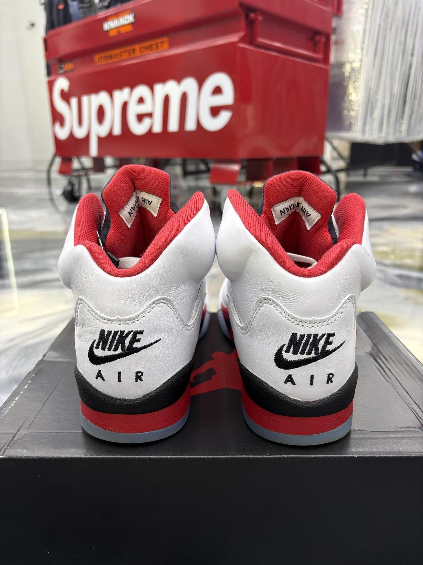Jordan 5 "Fire Red" Used Size 5.5Y/7W