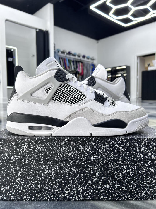 Jordan 4 "Military Black" Used Size 14