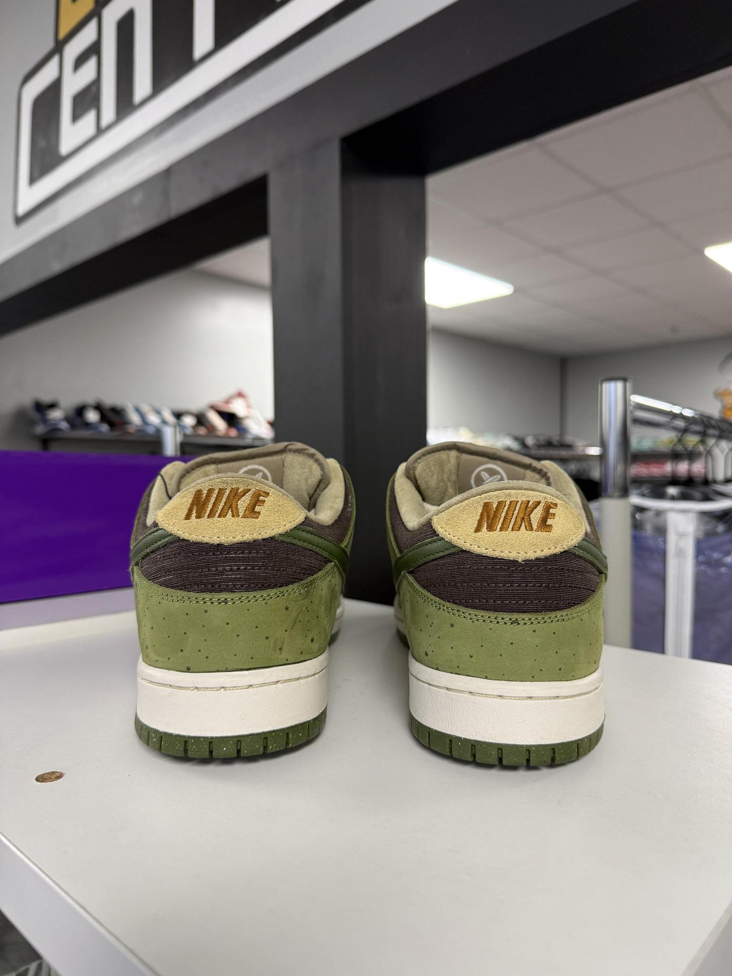 Nike SB Dunk Low "Yuto" Used Size 12