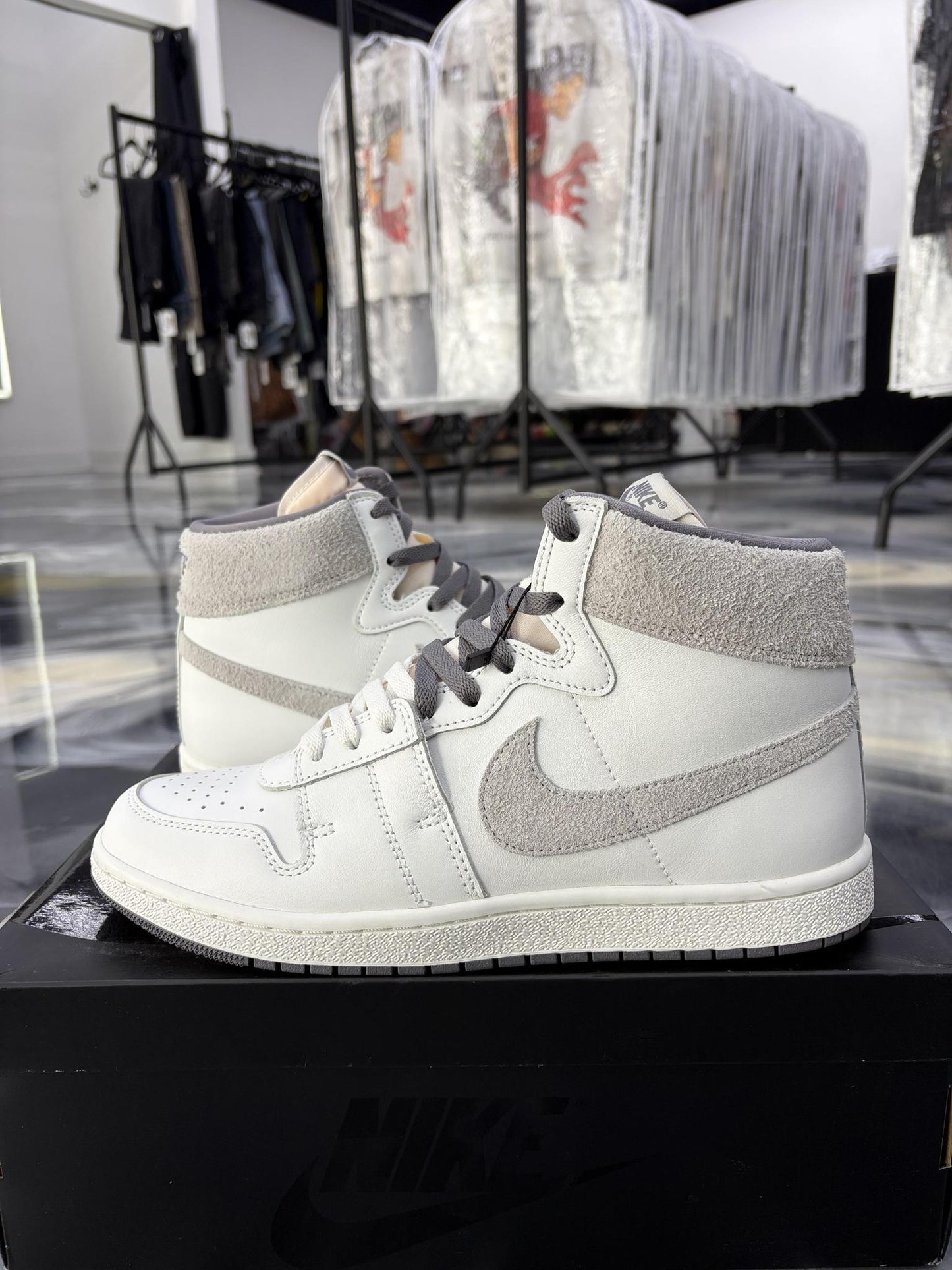 Nike Jordan Air Ships "Tech Grey"