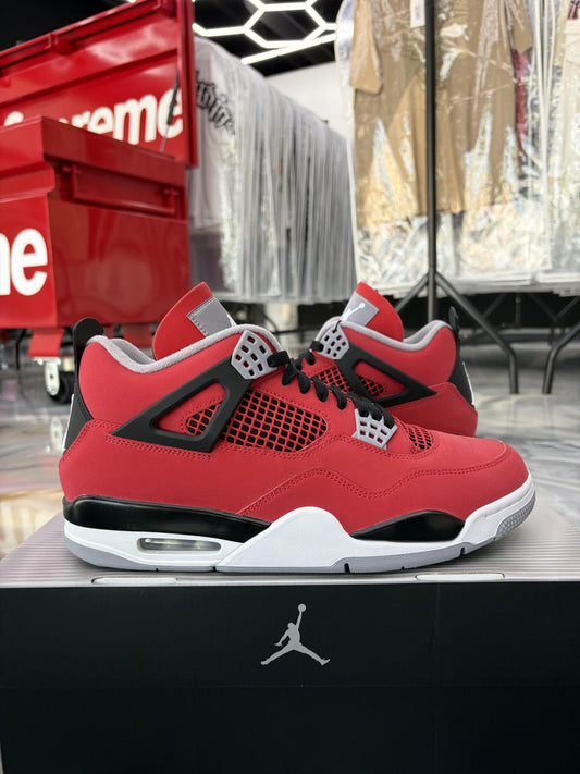 Jordan 4 "Toro" Used Size 11.5