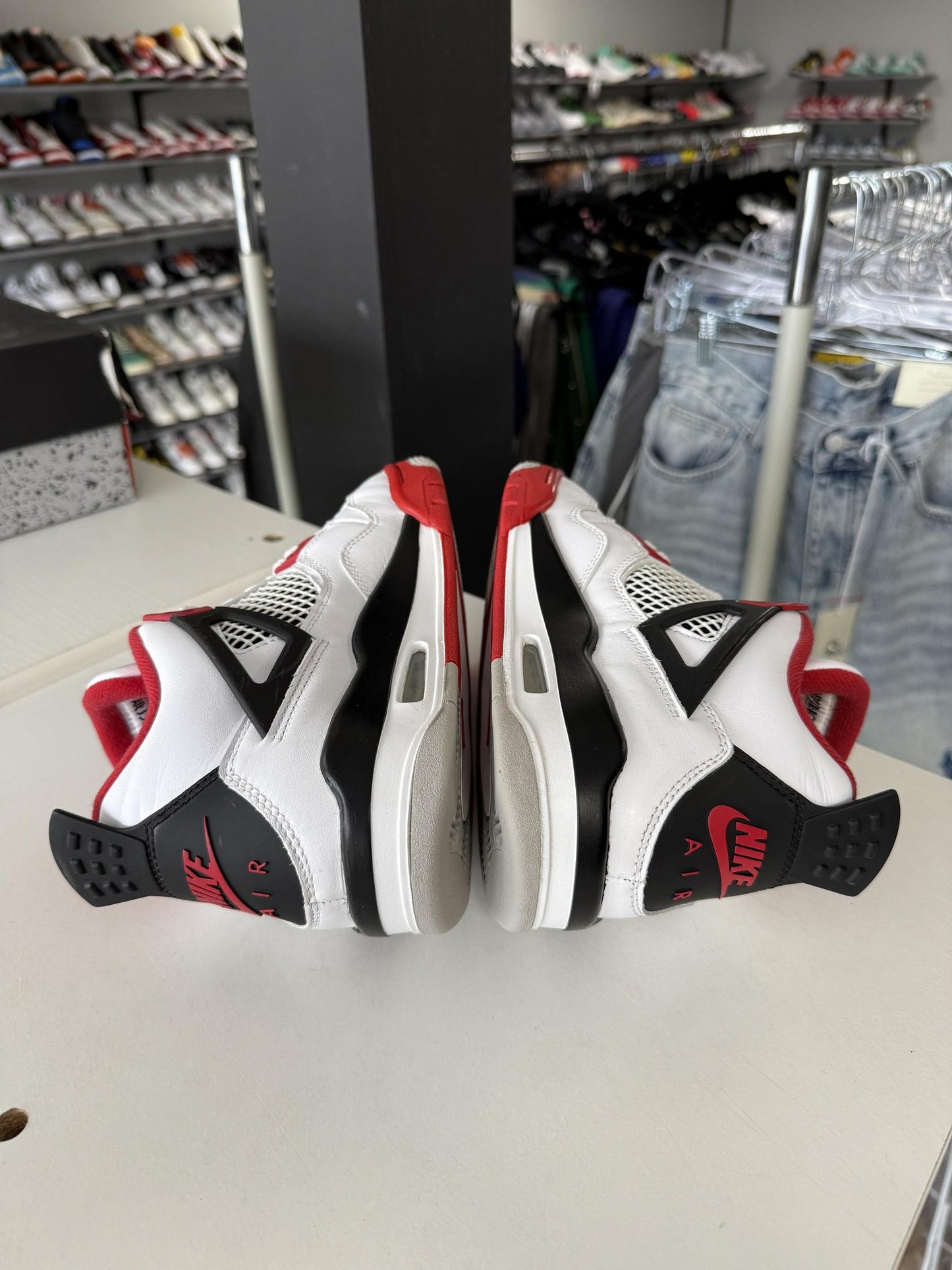 Jordan 4 Fire Red Used Size 6Y/7.5W