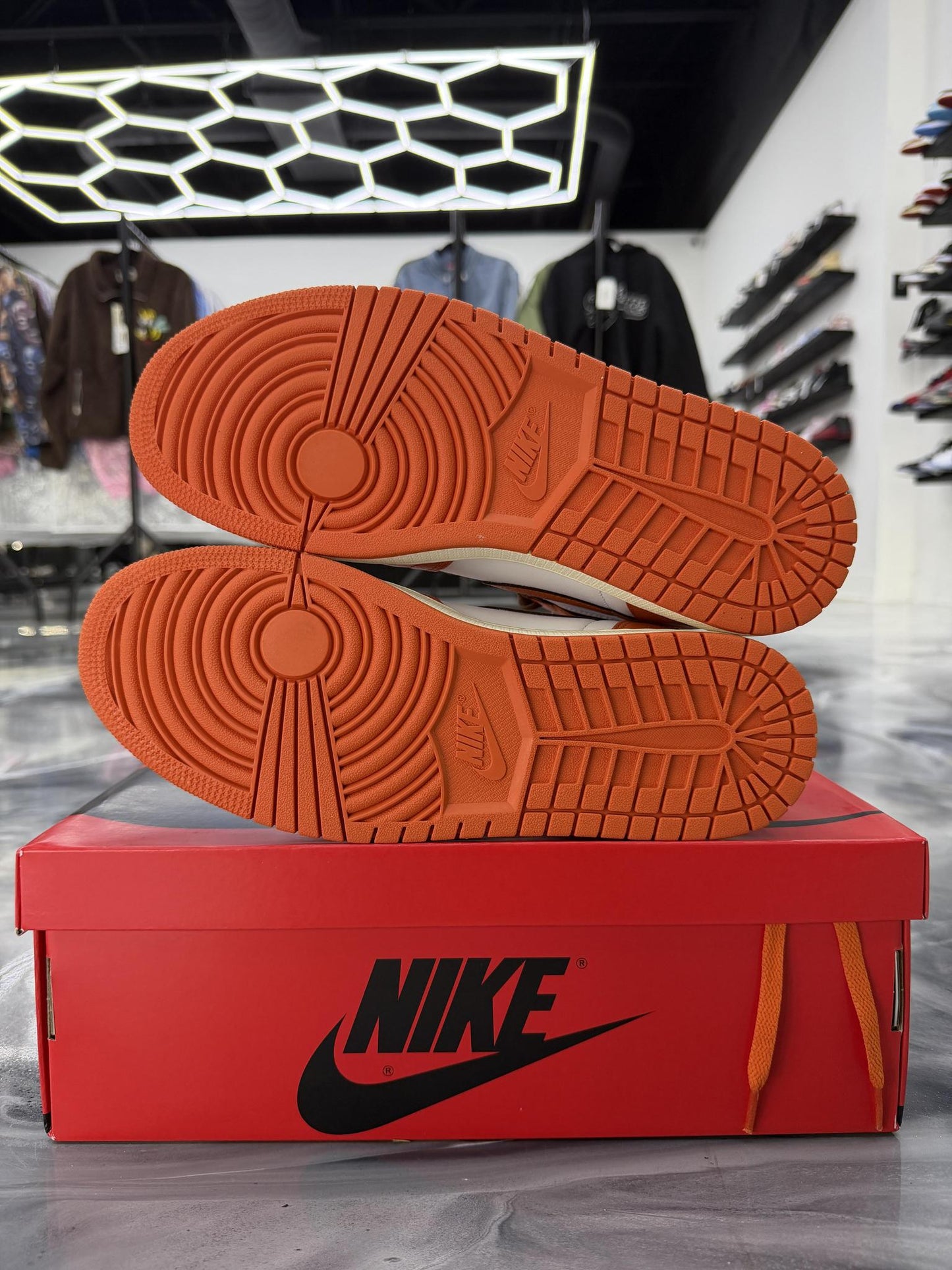 Jordan 1 "Starfish" Used Size 10