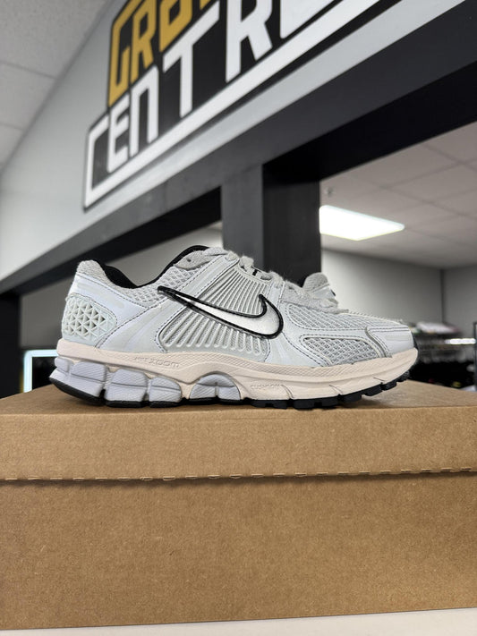 Vomero 5 "Silver Cream" Used Size 4.5Y/6W
