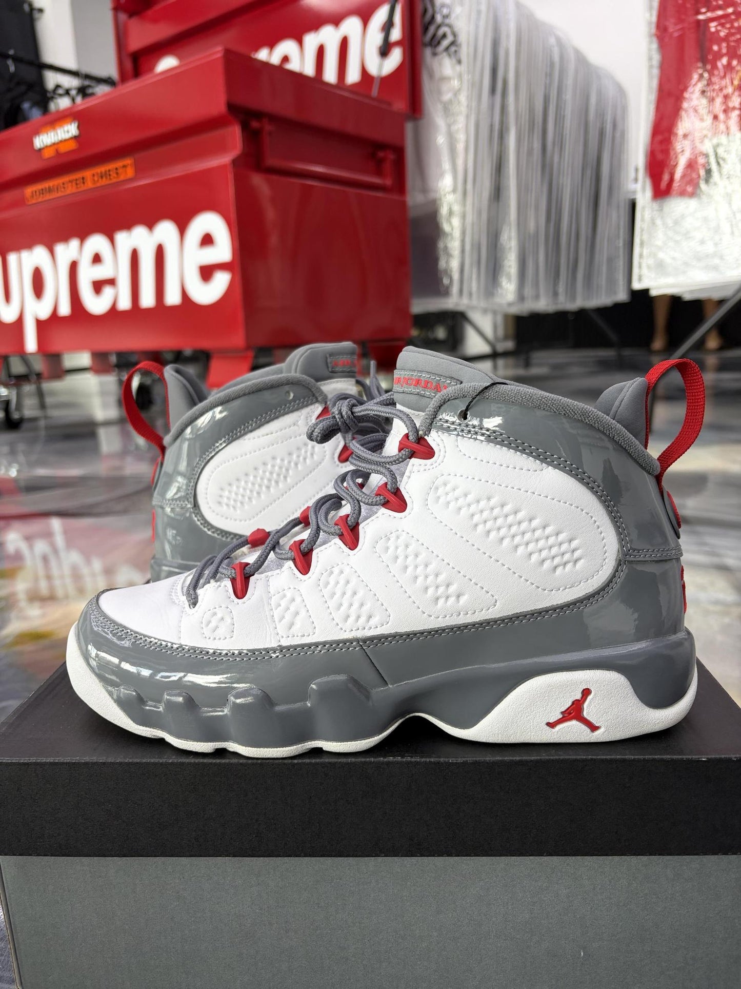 Jordan 9 "Fire Red" Used Size 7Y/8.5W