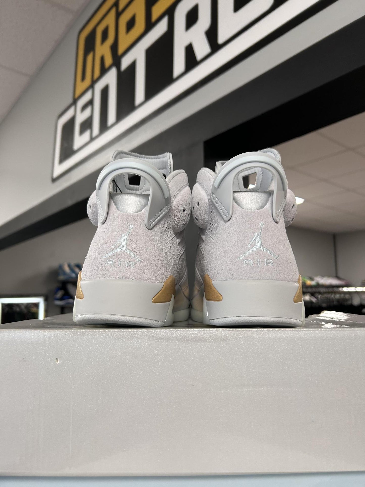 Jordan 6 "Craft" Used Size 7.5M/9W