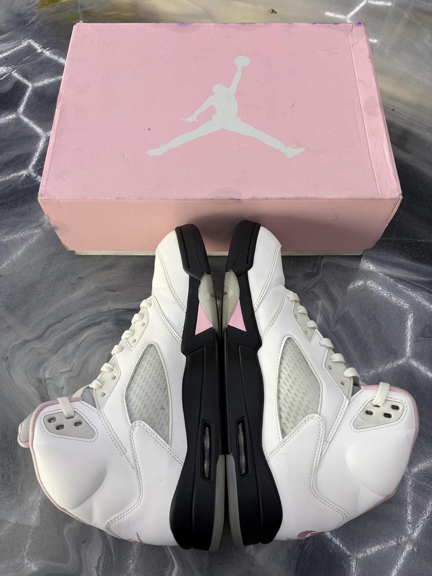 Jordan 5 "Medium Soft Pink" Used Size 11.5