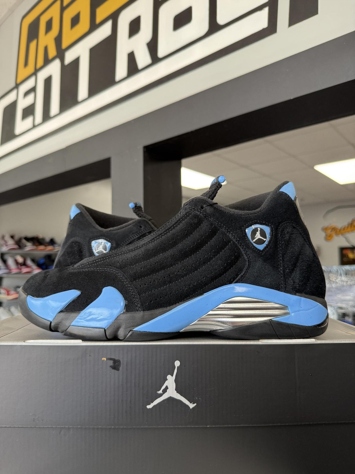 Jordan 14 "University Blue" Used Size 12