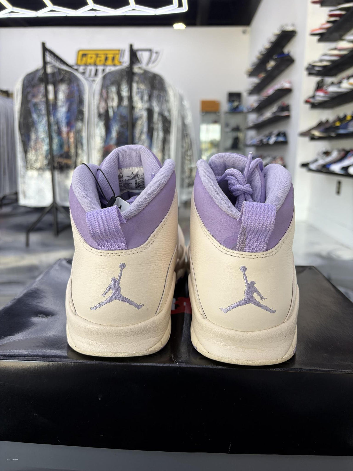Jordan 10 "Hydrangeas" Used Size 9