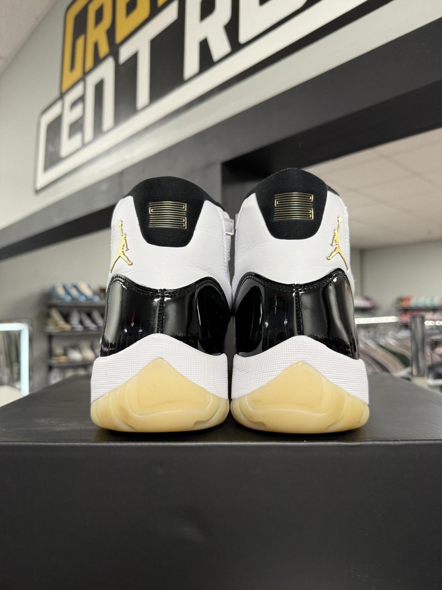 Jordan 11 "Gratitude" Used Size 12