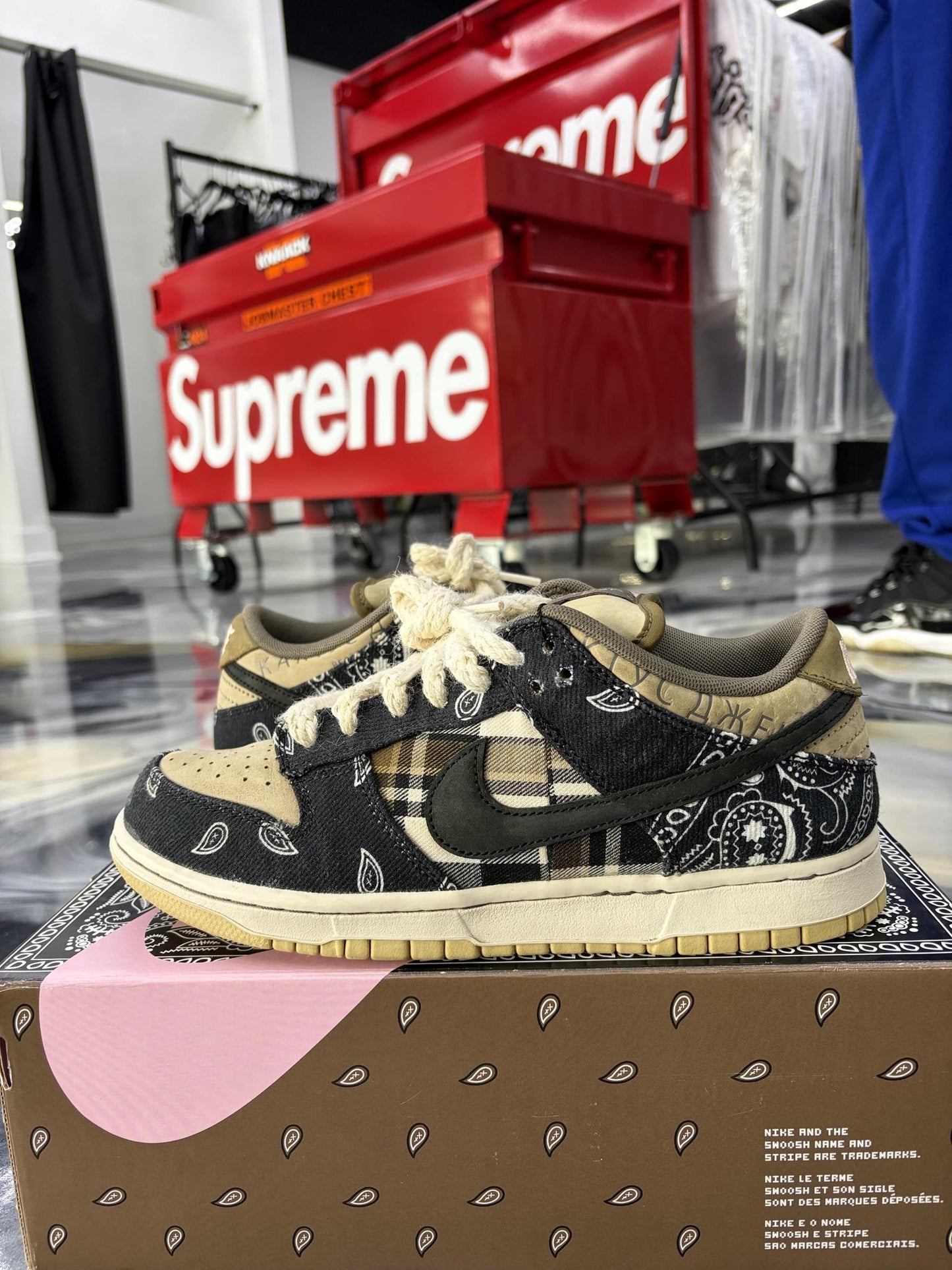Nike SB Dunk Low X Travis Scott Used Size 8.5