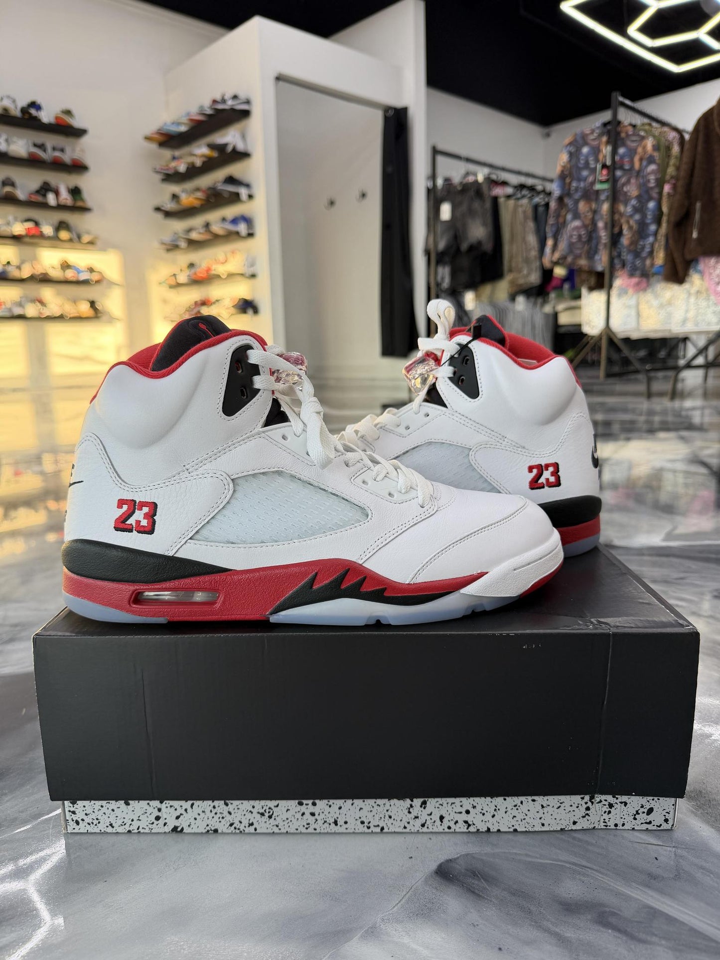 Jordan 5 "Fire Red" Used Size 12
