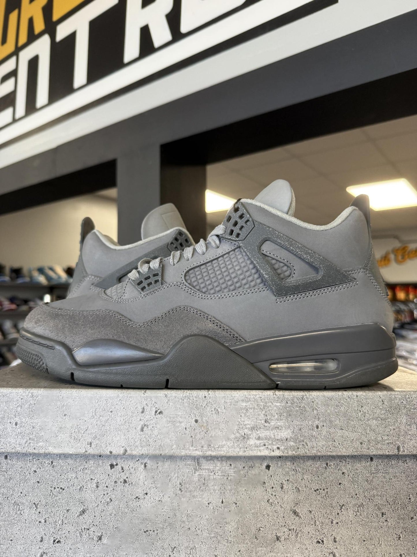 Jordan 4 "Wet Cement" Used Size 11