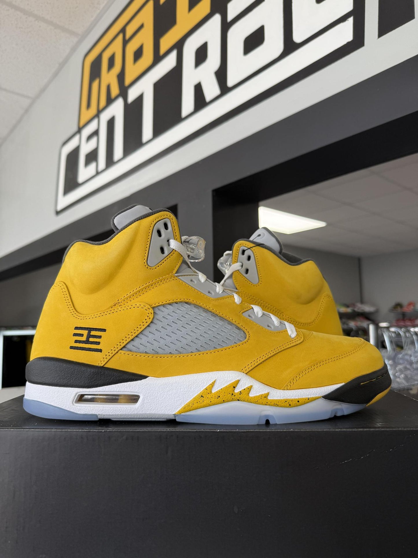 Jordan 5 "Tokyo" Used Size 13