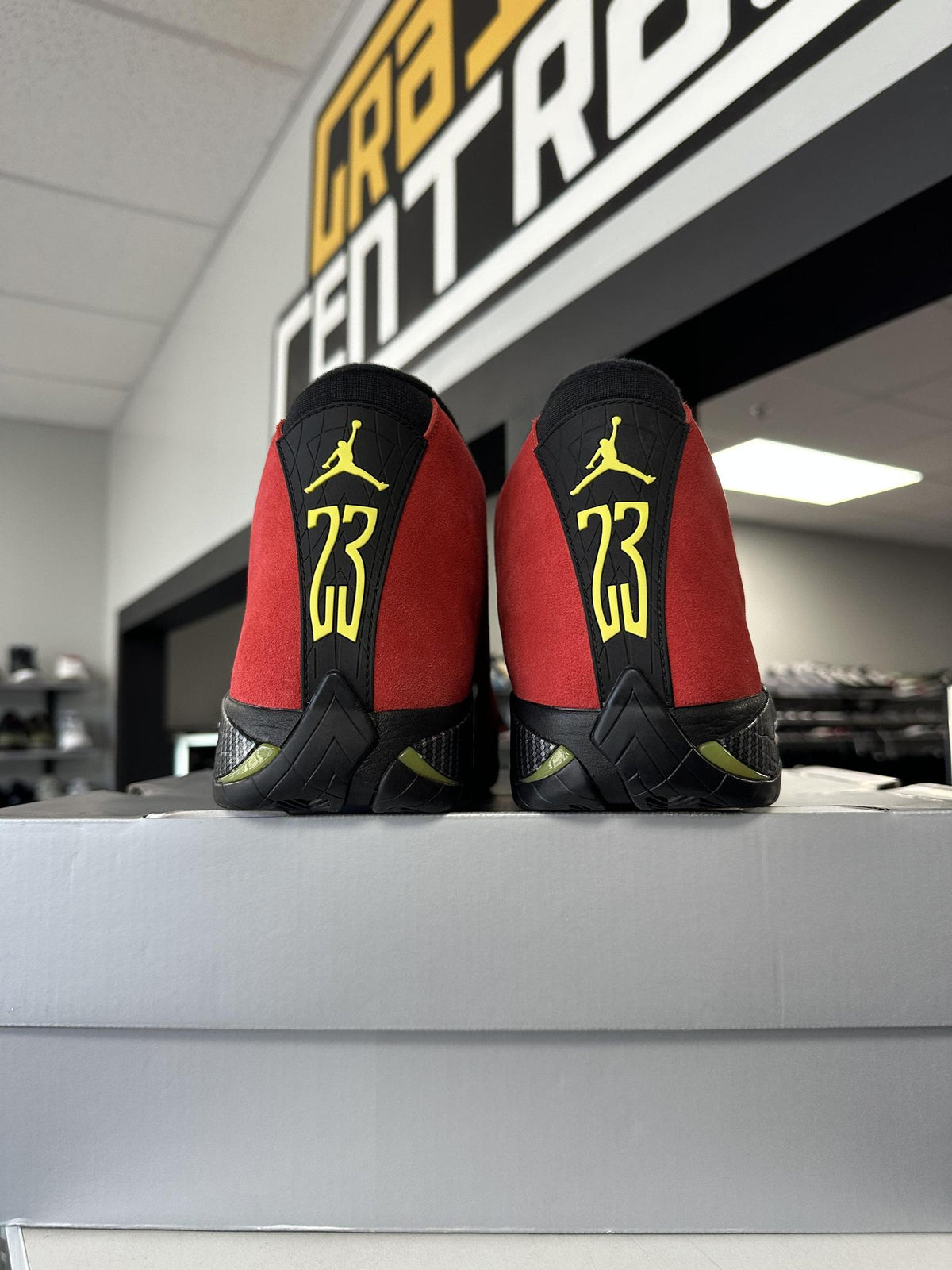 Jordan 14 "Ferrari" Used Size 13