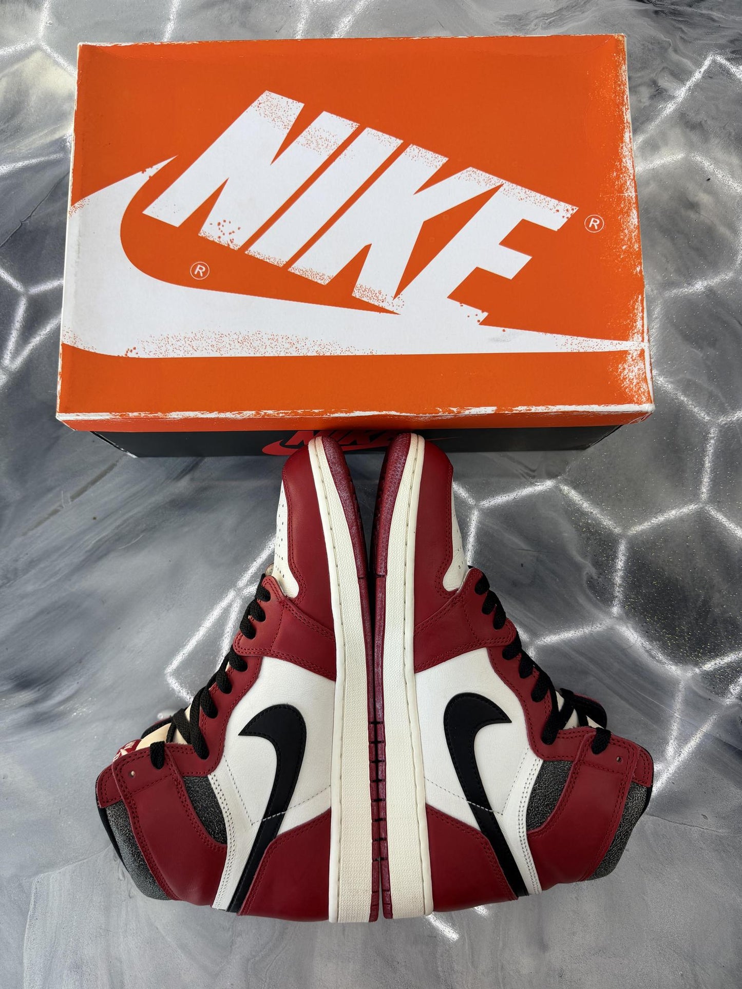 Jordan 1 "Lost & Found" Used Size 12