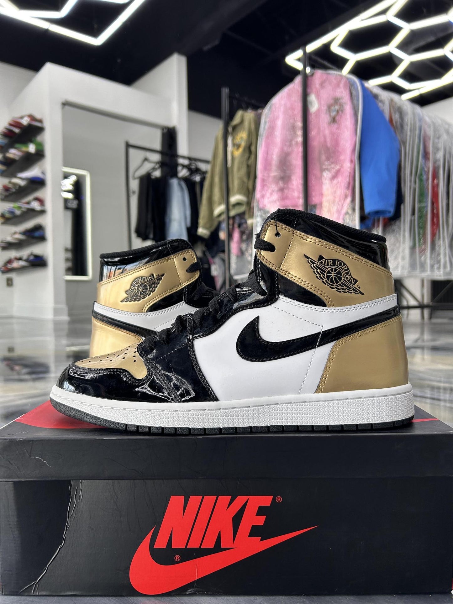 Jordan 1 "Gold Toe" Used Size 11.5