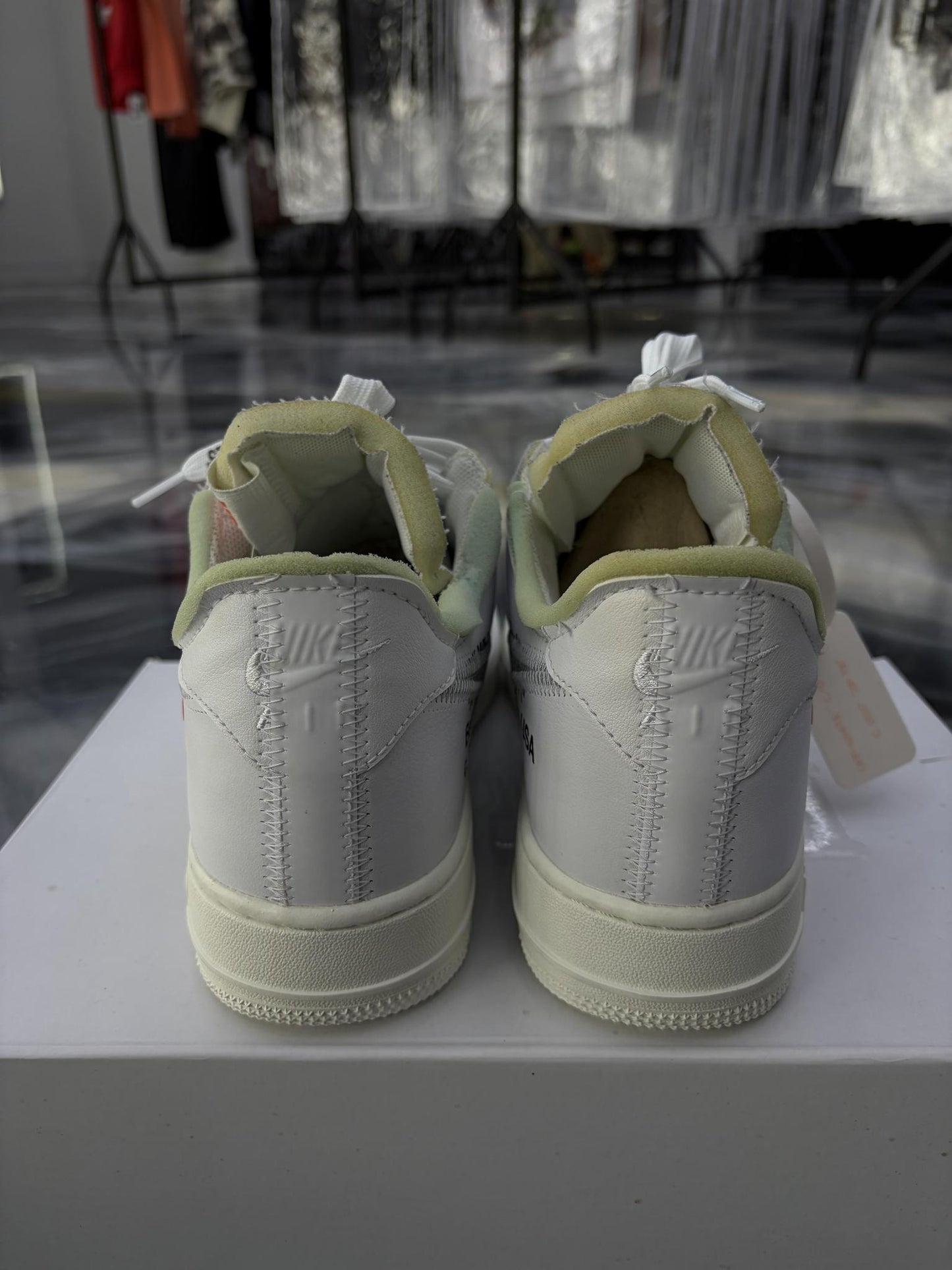 Nike Air Force 1 Off White "ComplexCon" Used Size 9