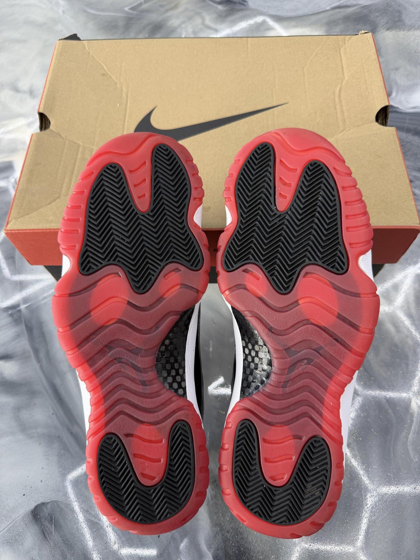 Jordan 11 Low "Bred" Used Size 11.5
