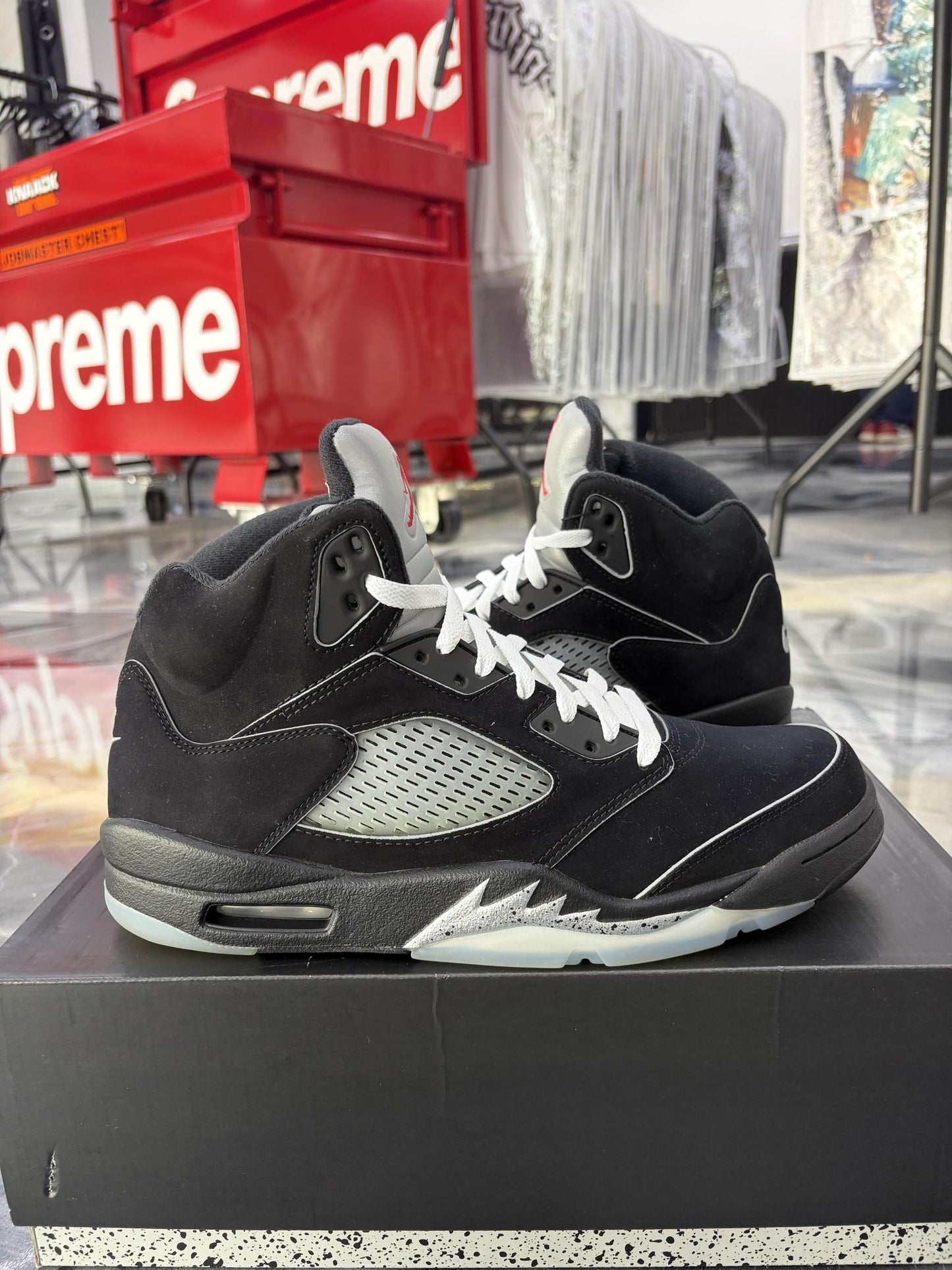 Jordan 5 "Reimagined Metallic" Used Size 11
